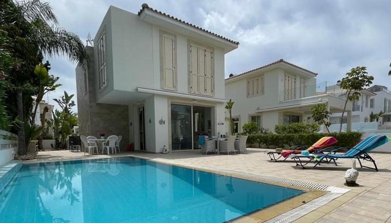 Zoe'S Villa By Turtle Bay Protaras Exterior photo